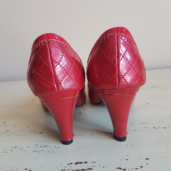 🌟Vintage🌟Red Beautiful Shoes - Picture 5 of 7